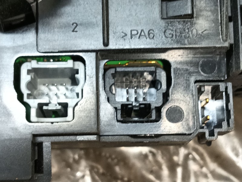 Recambio de mando multifuncion para peugeot partner tepee 1.6 bluehdi 100 referencia OEM IAM 98200124XT  