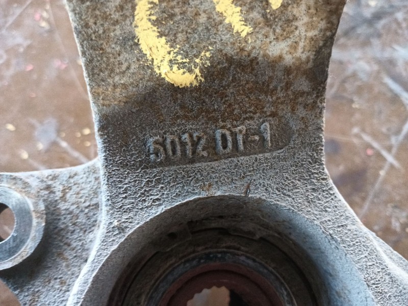 Recambio de mangueta delantera derecha para ford tourneo connect 1.8 tdci referencia OEM IAM 1439603  