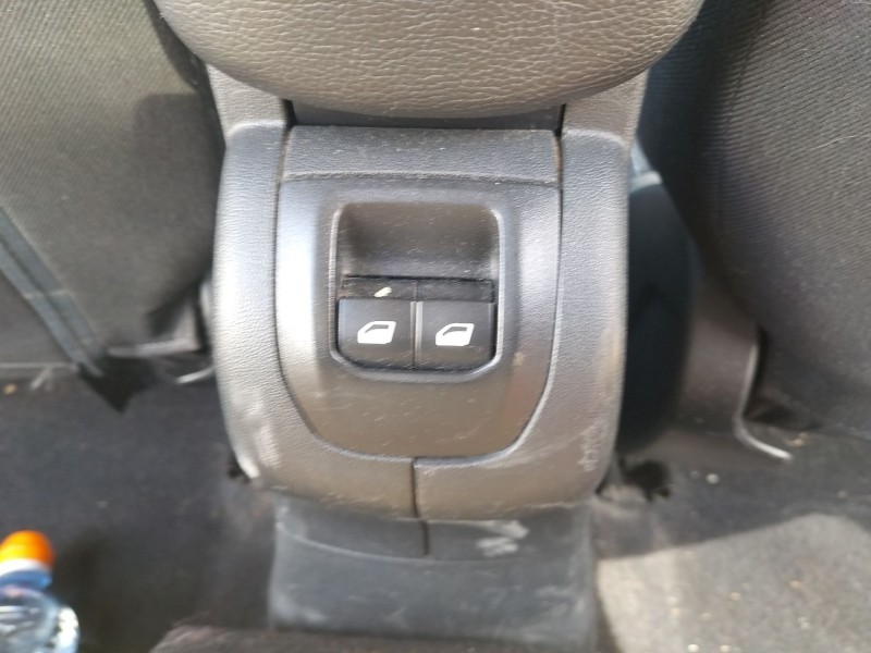 Recambio de mando elevalunas trasero derecho para citroën c-elysee (dd_) 1.6 hdi 92 referencia OEM IAM   