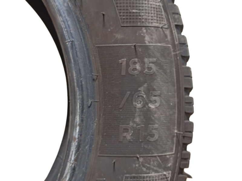Recambio de neumatico para » otros... modelos referencia OEM IAM 185/65 R15 2 KLEBER