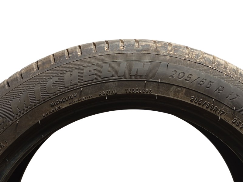 Recambio de neumatico para » otros... modelos referencia OEM IAM 205/55 R17 95V 2 MICHELIN