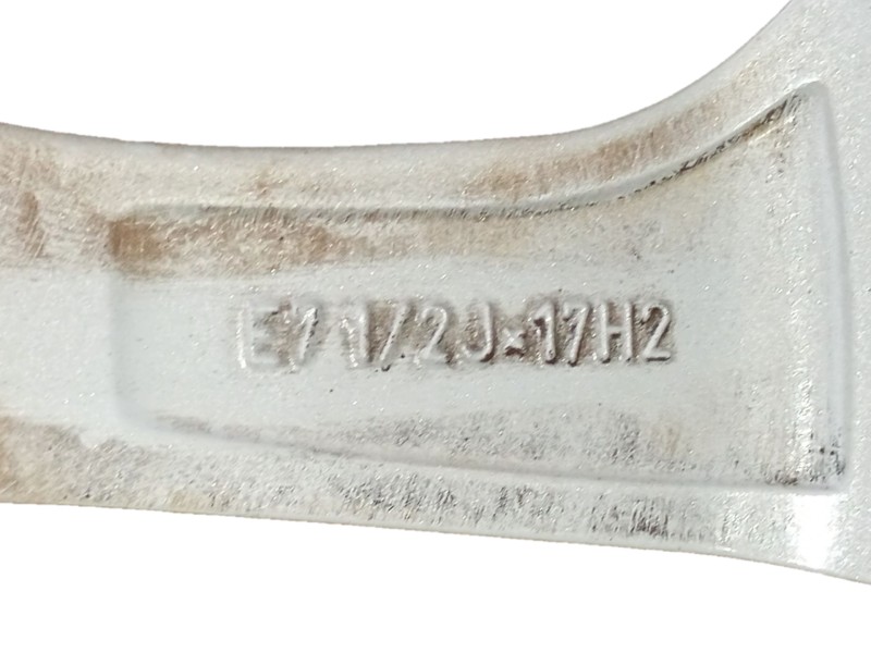 Recambio de llanta para bmw x1 (f48) sdrive 18 i referencia OEM IAM 6856065 17Jx17H2 IS 52