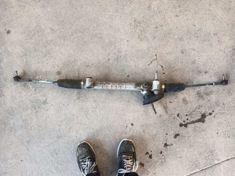 Recambio de cremallera direccion para opel combo tour 1.3 cdti 16v referencia OEM IAM   