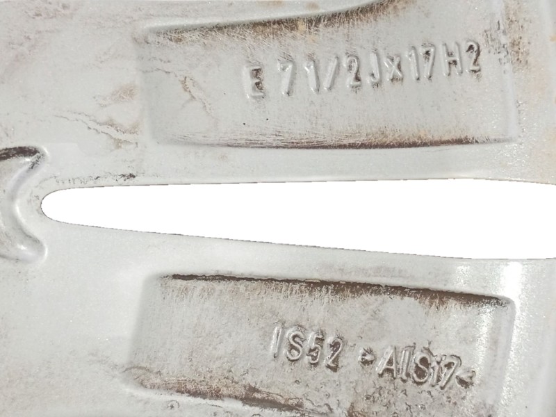 Recambio de llanta para bmw x1 (f48) sdrive 18 i referencia OEM IAM 6856065 2Jx17 H2 IS 52