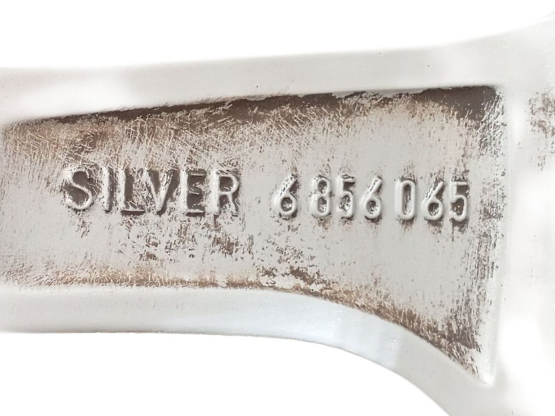 Recambio de llanta para bmw x1 (f48) sdrive 18 i referencia OEM IAM 6856065 2Jx17 H2 IS 52