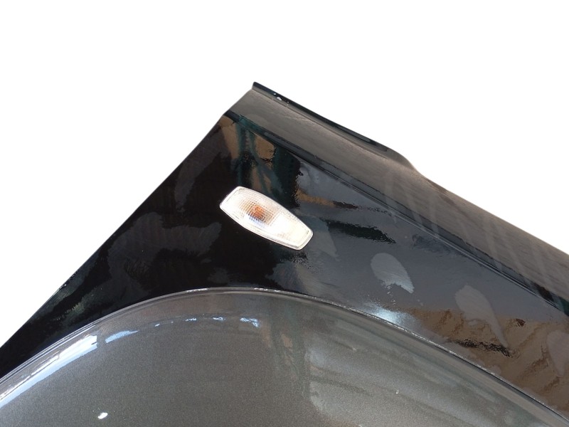 Recambio de aleta delantera derecha para hyundai tucson (jm) 2.0 crdi referencia OEM IAM 663212E100  