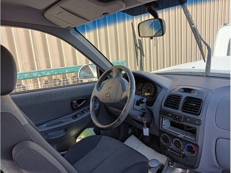 hyundai accent ii sedán (lc) del año 2004