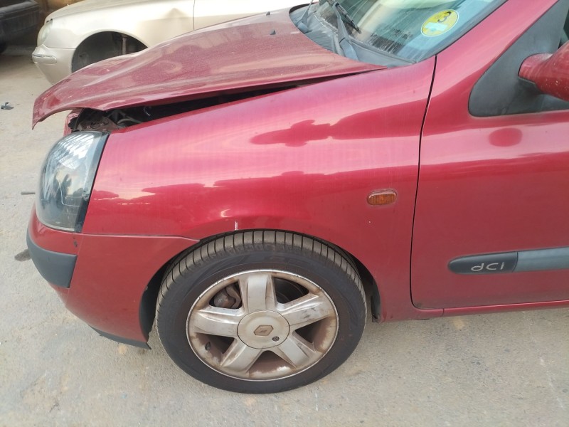 Recambio de aleta delantera derecha para renault clio ii (bb_, cb_) 1.5 dci (b/cb07) referencia OEM IAM 7701473026  