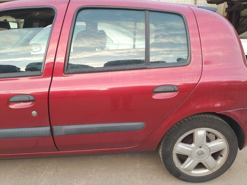Recambio de puerta trasera izquierda para renault clio ii (bb_, cb_) 1.5 dci (b/cb07) referencia OEM IAM 7751472475  