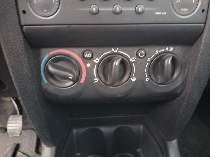 Recambio de mando calefaccion / aire acondicionado para renault clio ii (bb_, cb_) 1.5 dci (b/cb07) referencia OEM IAM   
