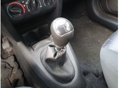 Recambio de pomo palanca cambio para renault clio ii (bb_, cb_) 1.5 dci (b/cb07) referencia OEM IAM   