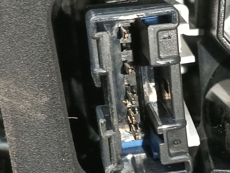 Recambio de piloto trasero derecho para opel corsa f (p2jo) 1.2 (68) referencia OEM IAM 9829317880  