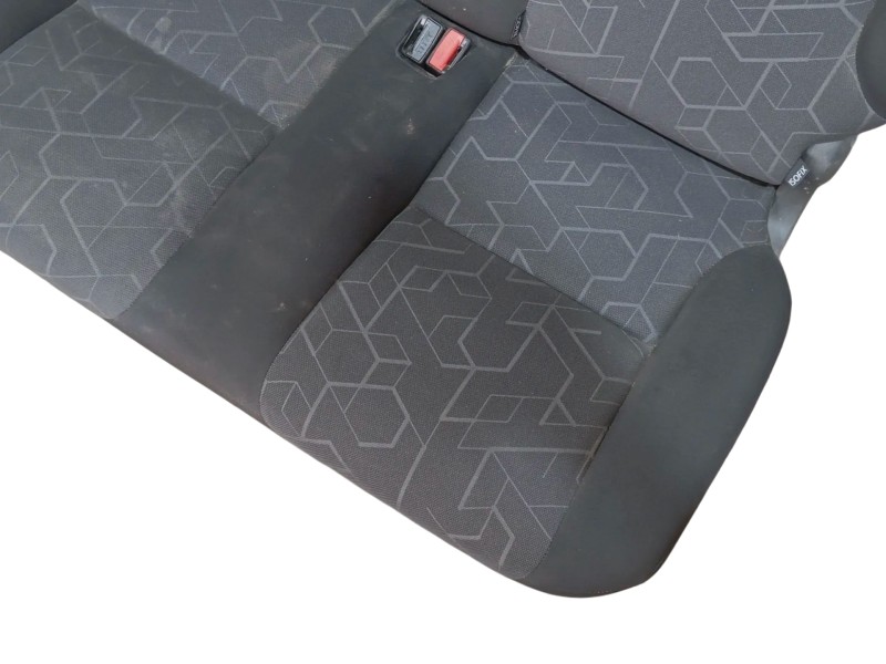 Recambio de asientos traseros para peugeot partner tepee 1.6 bluehdi 100 referencia OEM IAM   