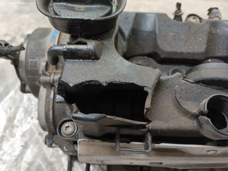 Recambio de culata para volkswagen tiguan (5n_) 2.0 tdi referencia OEM IAM 4L103063M  