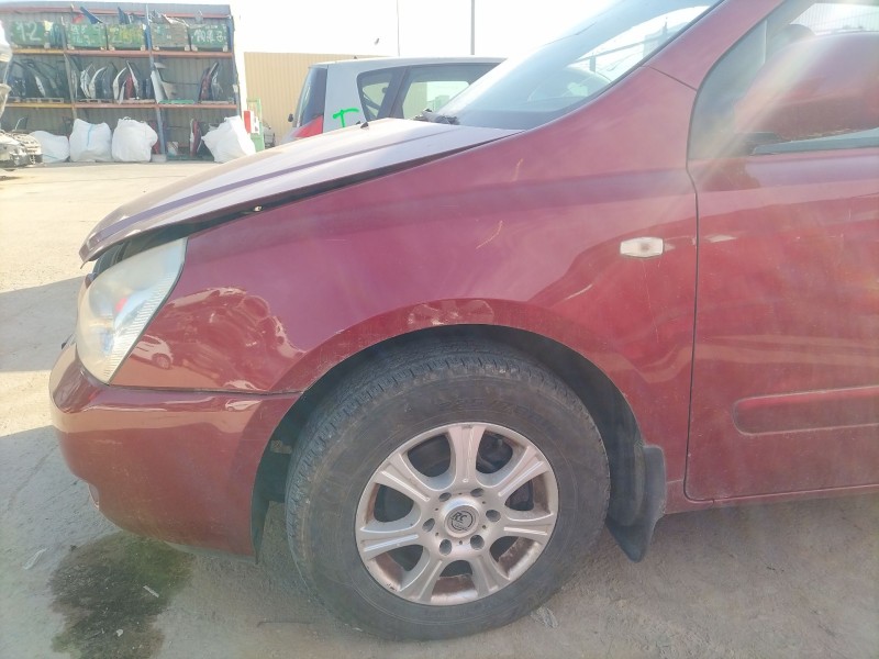 Recambio de aleta delantera izquierda para kia carnival ii (gq) 2.9 crdi referencia OEM IAM   