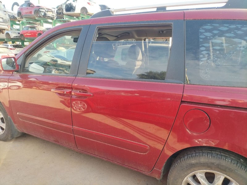 Recambio de puerta trasera izquierda para kia carnival ii (gq) 2.9 crdi referencia OEM IAM   