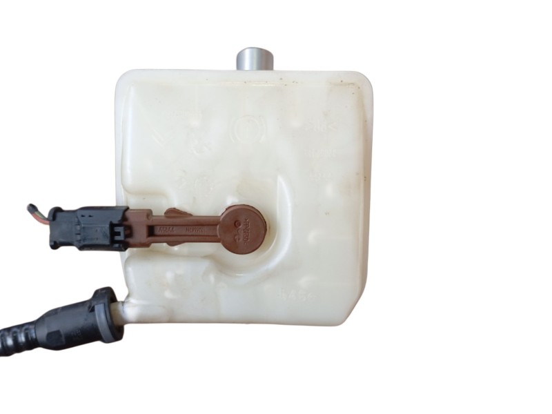 Recambio de bomba freno para peugeot partner tepee 1.6 bluehdi 100 referencia OEM IAM  03355815053 