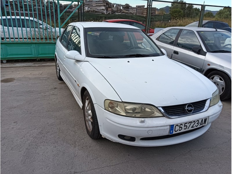 opel vectra b hatchback (j96) del año 2000