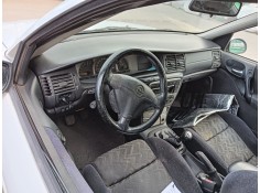 opel vectra b hatchback (j96) del año 2000 2