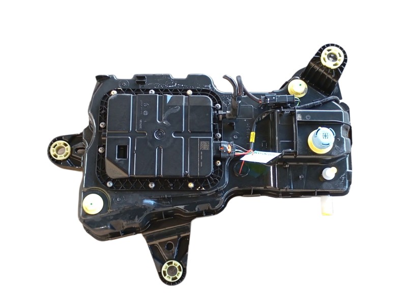 Recambio de deposito adblue para peugeot partner tepee 1.6 bluehdi 100 referencia OEM IAM  P1001539 