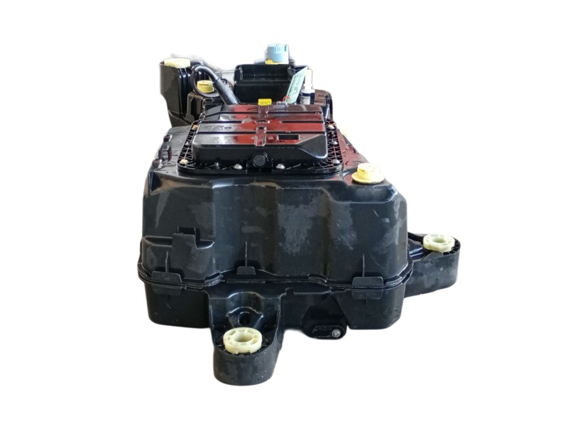 Recambio de deposito adblue para peugeot partner tepee 1.6 bluehdi 100 referencia OEM IAM  P1001539 