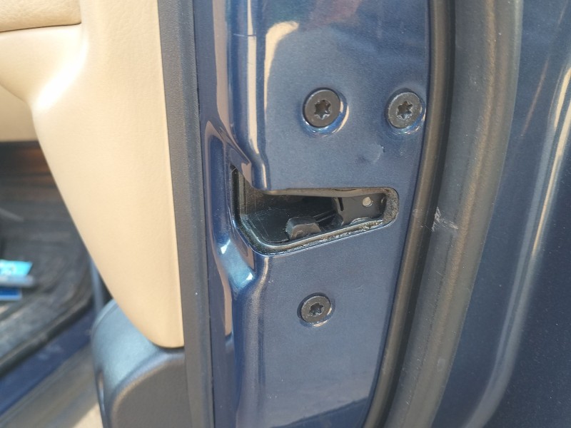 Recambio de cerradura puerta delantera derecha para land rover range rover sport i (l320) 2.7 d 4x4 referencia OEM IAM LR091341 