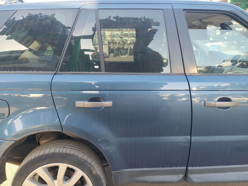 Recambio de puerta trasera derecha para land rover range rover sport i (l320) 2.7 d 4x4 referencia OEM IAM BFA790080  