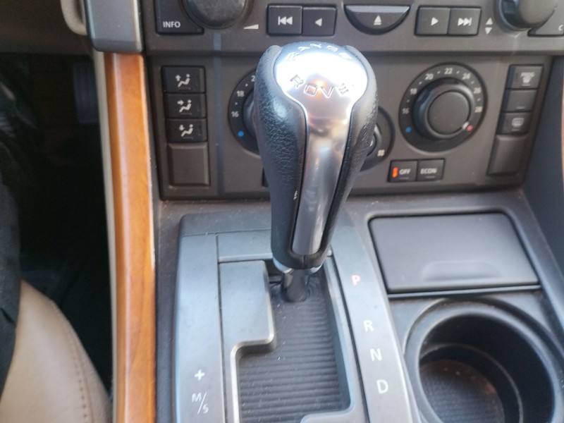 Recambio de pomo palanca cambio para land rover range rover sport i (l320) 2.7 d 4x4 referencia OEM IAM   