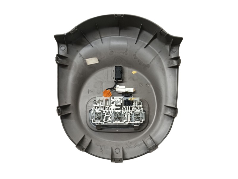 Recambio de luz interior para peugeot partner tepee 1.6 bluehdi 100 referencia OEM IAM   