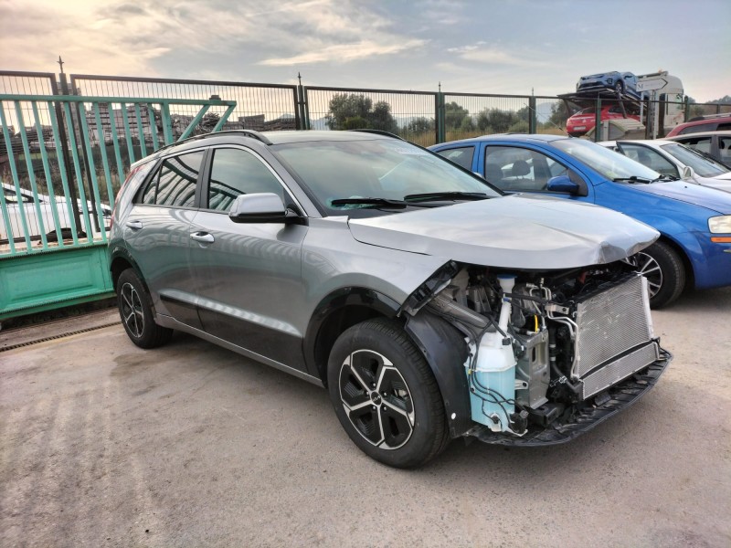 kia niro del año 2025