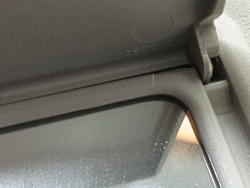 Recambio de parasol derecho para peugeot partner tepee 1.6 bluehdi 100 referencia OEM IAM 8163EX 16128210BJ 