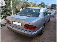 mercedes-benz clase e (w210) del año 1999 2