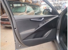 Recambio de guarnecido puerta delantera izquierda para kia niro (c5p11) 1.6 hev referencia OEM IAM   