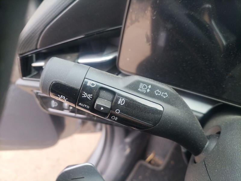 Recambio de mando intermitentes para kia niro (c5p11) 1.6 hev referencia OEM IAM   