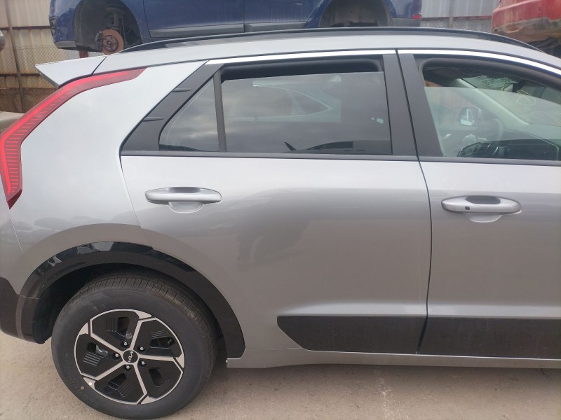 Recambio de puerta trasera derecha para kia niro (c5p11) 1.6 hev referencia OEM IAM   