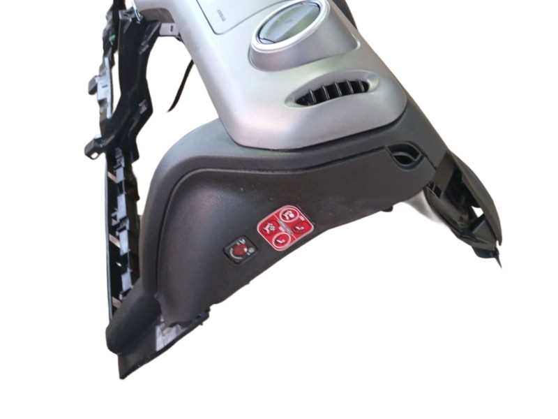 Recambio de salpicadero para peugeot partner tepee 1.6 bluehdi 100 referencia OEM IAM   