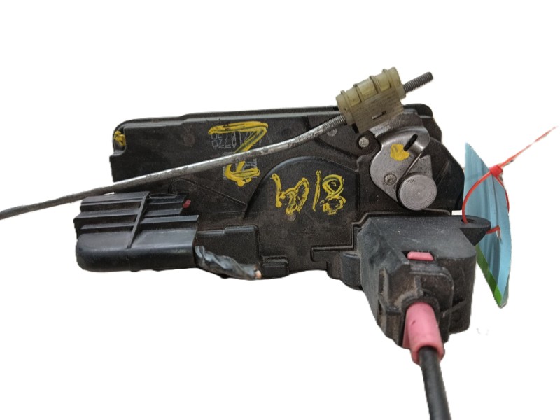 Recambio de cerradura puerta trasera izquierda para opel zafira / zafira family b (a05) 1.9 cdti (m75) referencia OEM IAM 132107