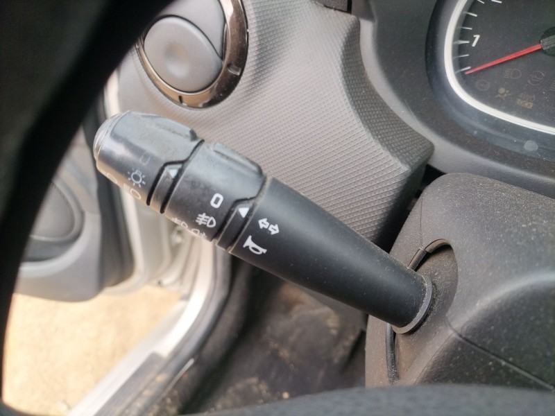 Recambio de mando intermitentes para dacia duster (hs_) 1.5 dci referencia OEM IAM   