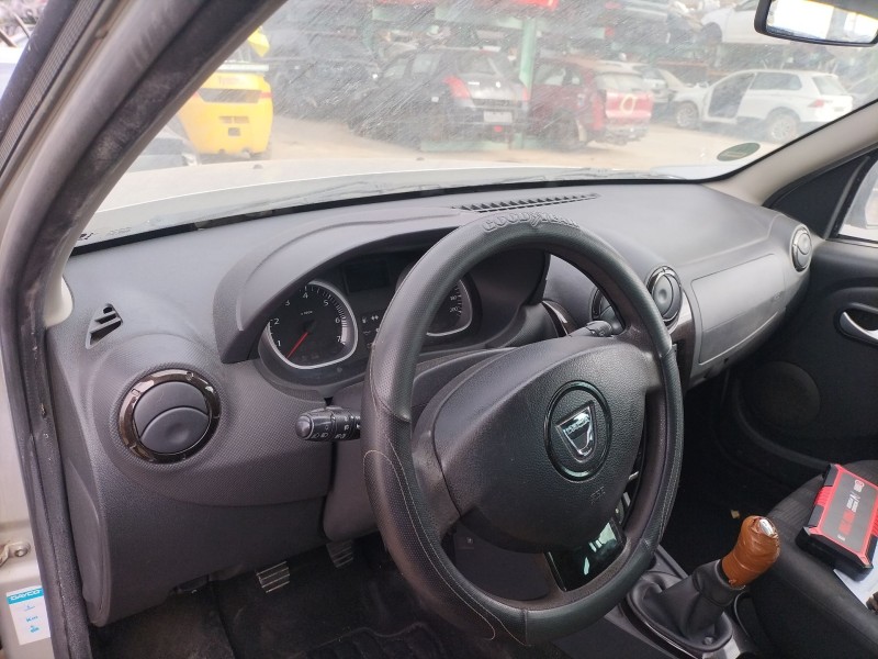 Recambio de salpicadero para dacia duster (hs_) 1.5 dci referencia OEM IAM 8200739435  