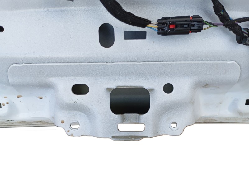 Recambio de porton trasero para ford fiesta vi (cb1, ccn) 1.0 ecoboost referencia OEM IAM   