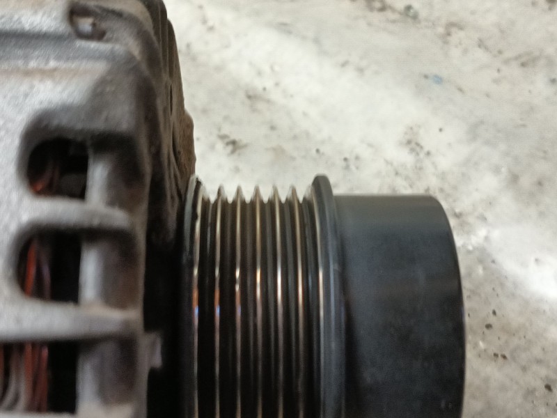 Recambio de alternador para kia sportage iv (ql, qle) 1.6 gdi referencia OEM IAM 373002B960 2622503 