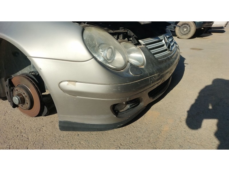 Recambio de paragolpes delantero para mercedes-benz clase c coupé (cl203) c 200 cdi (203.707) referencia OEM IAM 2038850823  