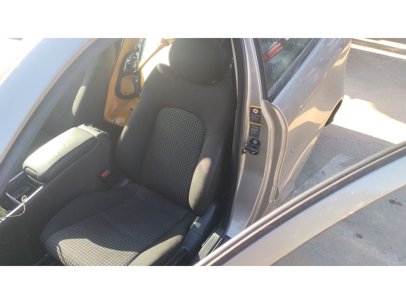 Recambio de asiento delantero izquierdo para mercedes-benz clase c coupé (cl203) c 200 cdi (203.707) referencia OEM IAM   