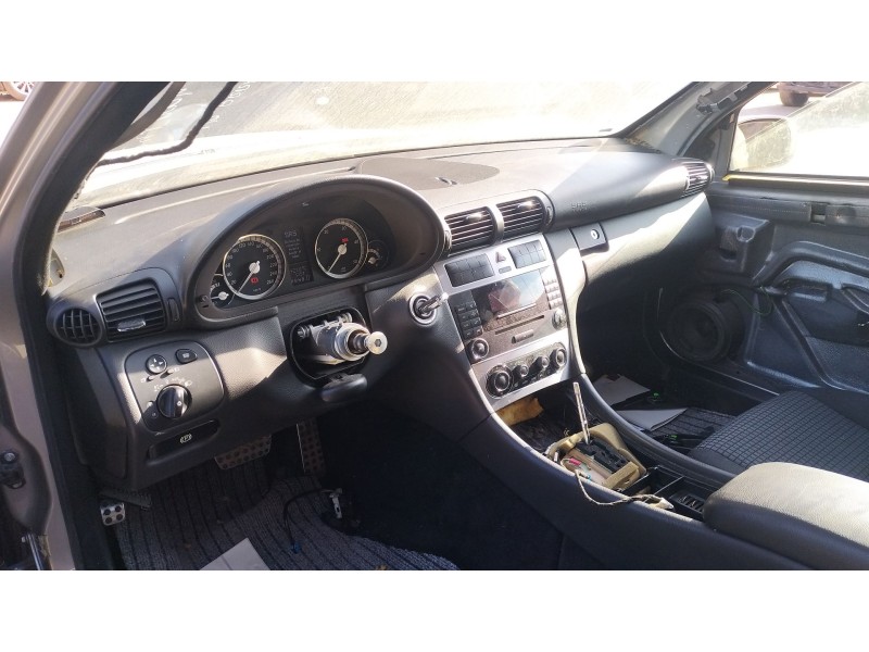 Recambio de salpicadero para mercedes-benz clase c coupé (cl203) c 200 cdi (203.707) referencia OEM IAM   