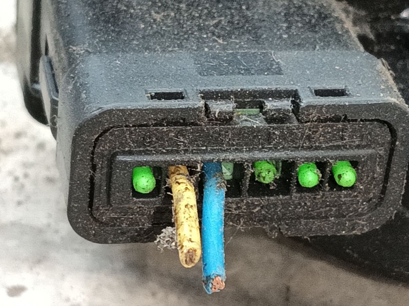 Recambio de cerradura puerta trasera derecha para nissan note (e11, ne11) 1.5 dci referencia OEM IAM 825009U10E  