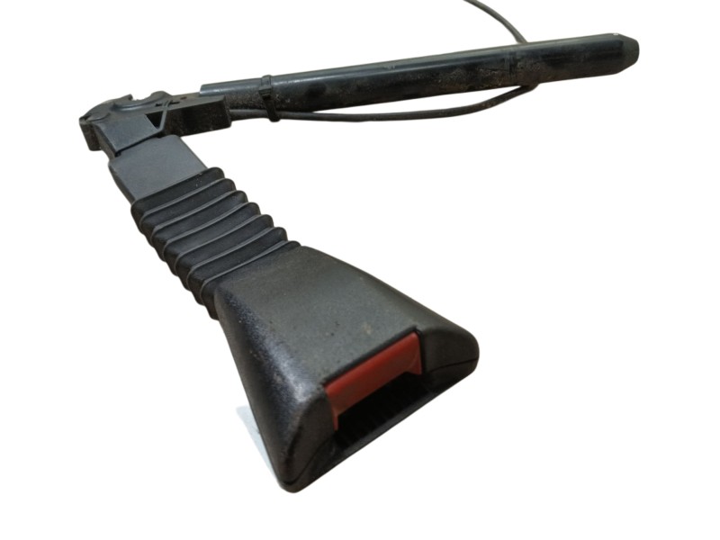 Recambio de enganche cinturon delantero derecho para opel astra g coupé (t98) 2.2 dti (f07) referencia OEM IAM 13132202 90560656