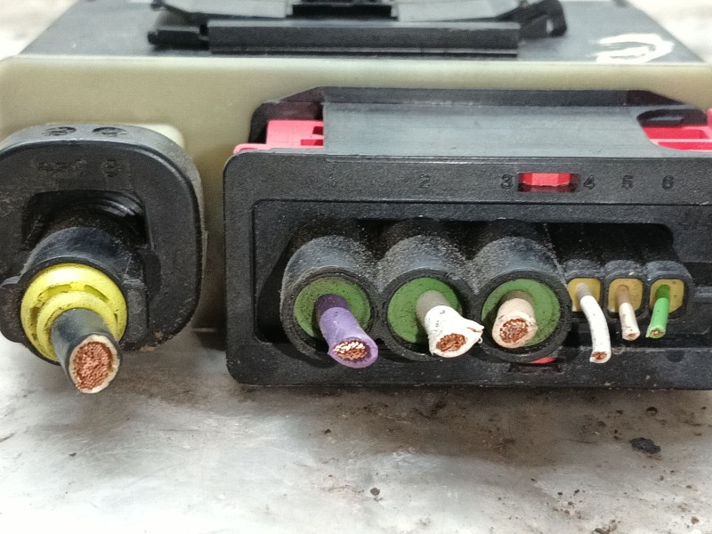 Recambio de modulo electronico para peugeot partner tepee 1.6 bluehdi 100 referencia OEM IAM   