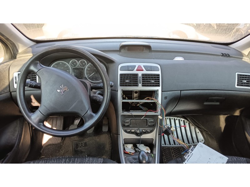 peugeot 307 (3a/c) del año 2004