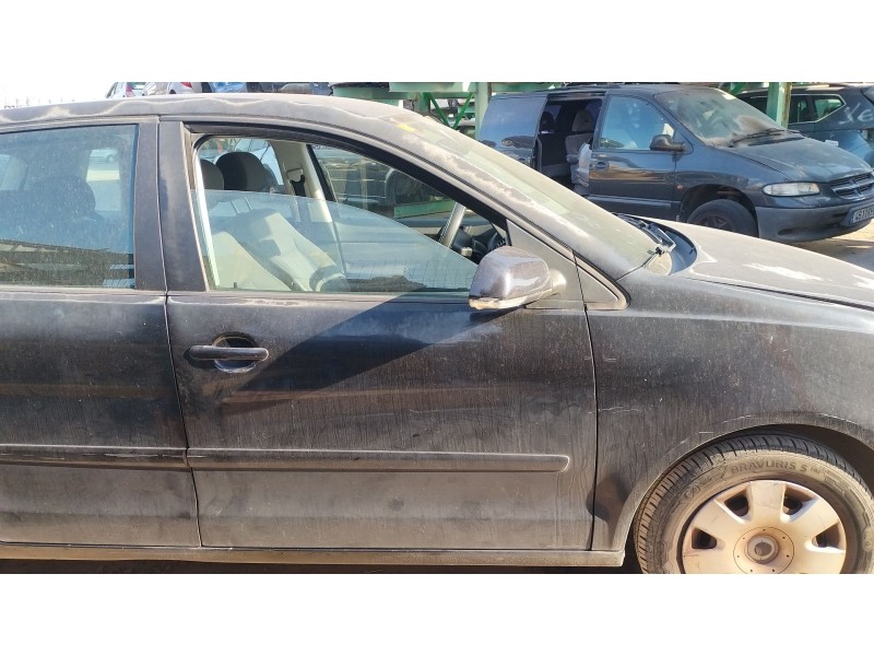 Recambio de puerta delantera derecha para volkswagen polo iv (9n_, 9a_) 1.4 16v referencia OEM IAM   