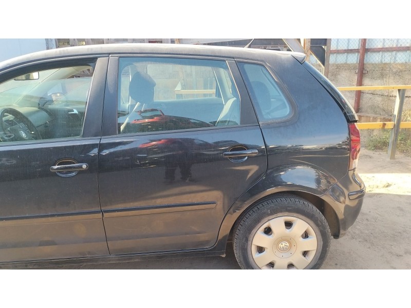 Recambio de puerta trasera izquierda para volkswagen polo iv (9n_, 9a_) 1.4 16v referencia OEM IAM   